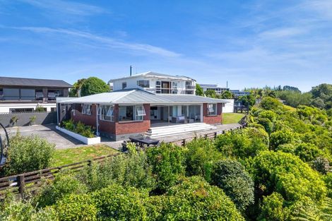Photo of property in 29 Whakapaki Street, Urenui, 4375