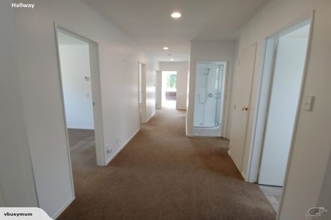Photo of property in 1 Indus Street, Khandallah, Wellington, 6035