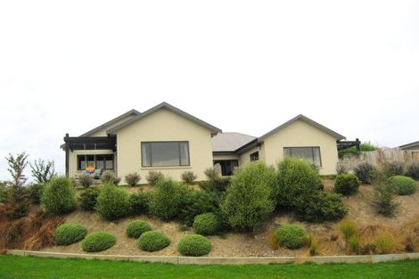Photo of property in 18 Duxford Crescent, Fairfield, Dunedin, 9018