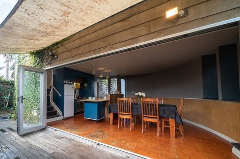 Photo of property in 41a Quadrant Road, Onehunga, Auckland, 1061