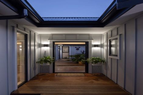 Photo of property in 23 Rich Rise, Havelock North, 4130