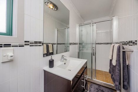 Photo of property in 10 Ferndown Avenue, Papatoetoe, Auckland, 2025