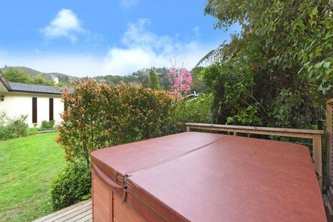 Photo of property in 477a Stokes Valley Road, Stokes Valley, Lower Hutt, 5019