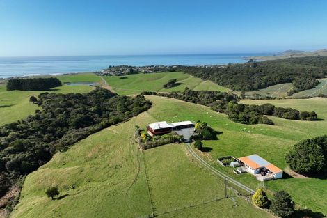Photo of property in 61 Tinico Road, Kaka Point, Balclutha, 9271