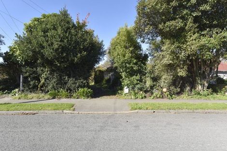 Photo of property in 126 Avonhead Road, Avonhead, Christchurch, 8042