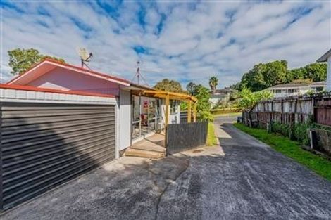 Photo of property in 1/26 Kemp Road, Massey, Auckland, 0614