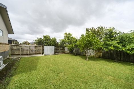 Photo of property in 21 Johnstone Drive, Fitzherbert, Palmerston North, 4410