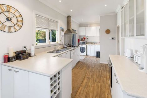 Photo of property in 25 Caffray Avenue, Aramoho, Whanganui, 4500