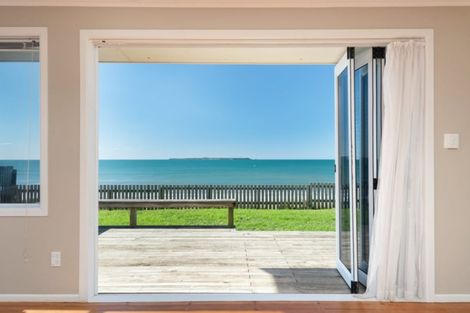 Photo of property in 107 Karewa Parade, Papamoa Beach, Papamoa, 3118