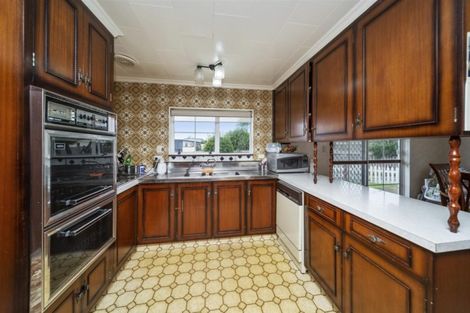 Photo of property in 27 Kowhai Street, Hawera, 4610