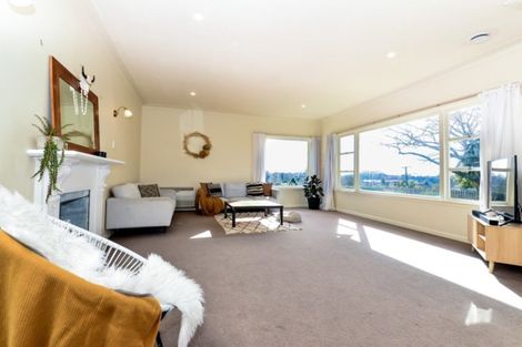 Photo of property in 42 Chaucer Street, Leamington, Cambridge, 3432