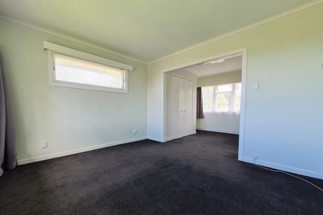 Photo of property in 1/177 Glenfield Road, Hillcrest, Auckland, 0627