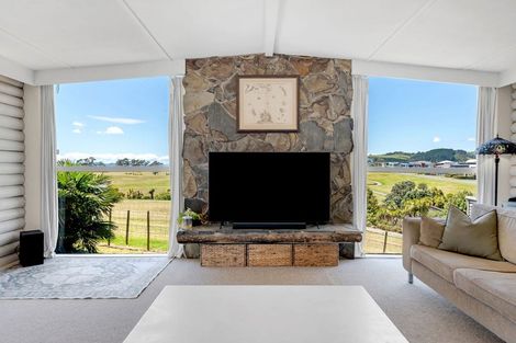 Photo of property in 161 Second View Avenue, Beachlands, Auckland, 2018