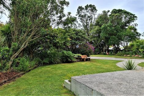 Photo of property in 30 Brougham Street, Westport, 7825