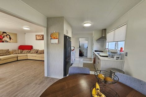 Photo of property in 7 Sandrine Avenue, Clover Park, Auckland, 2019