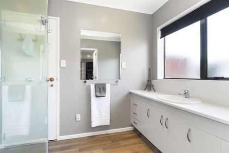 Photo of property in 10 Ocean Crest, Papamoa Beach, Papamoa, 3118