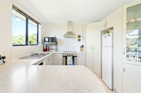 Photo of property in 57a Advene Road, Cockle Bay, Auckland, 2014