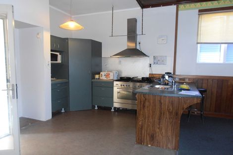 Photo of property in 8 Cambridge Street, Kensington, Timaru, 7910