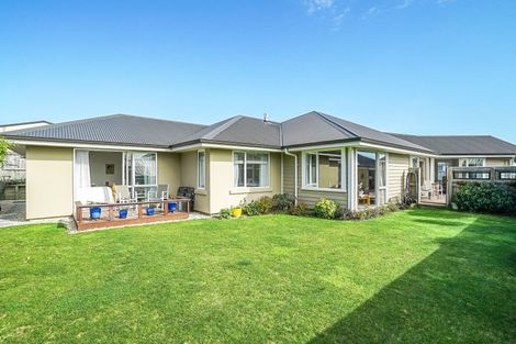 Photo of property in 18 Boysenberry Grove, Richmond, 7020