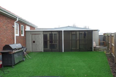 Photo of property in 13 Broadbent Street, Riccarton, Christchurch, 8041