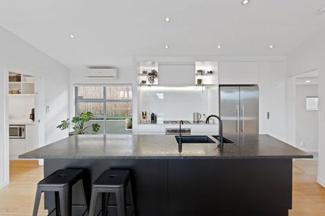 Photo of property in 357 Royal Road, Massey, Auckland, 0614