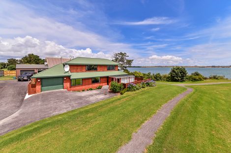 Photo of property in 28a Hoylake Place, Wattle Downs, Auckland, 2103