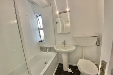 Photo of property in 8/145 Howe Street, Freemans Bay, Auckland, 1011