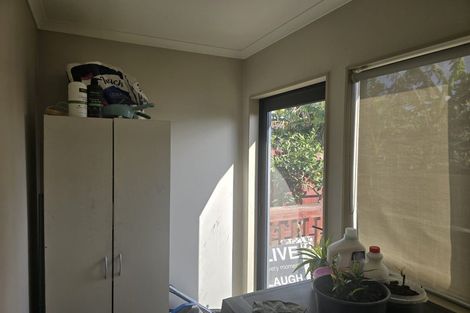 Photo of property in 85 Cobham Crescent, Kelston, Auckland, 0602