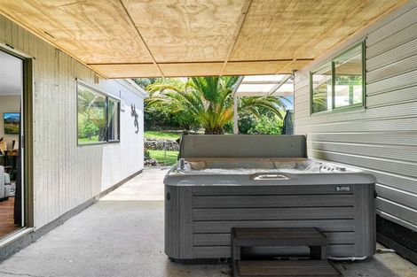 Photo of property in 338 South Road, Waipu, 0582