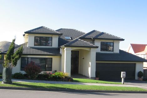 Photo of property in 6 Amesbury Drive, Churton Park, Wellington, 6037
