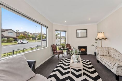 Photo of property in 49 Baverstock Road, Flat Bush, Auckland, 2016