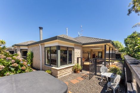 Photo of property in 9b Wood Leigh, Paraparaumu Beach, Paraparaumu, 5032