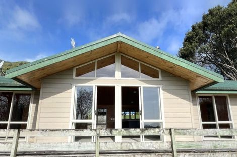 Photo of property in 82 Huia Street, Waikanae, 5036