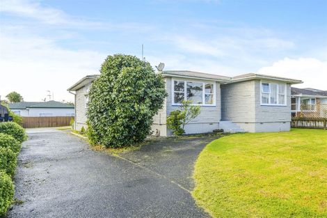 Photo of property in 16 Royal Arch Place, Rosehill, Papakura, 2113