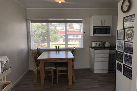 Photo of property in 42 Lingfield Street, Glenfield, Auckland, 0629