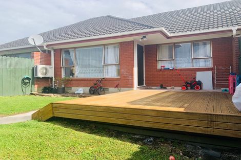 Photo of property in 60 Strid Road, Te Atatu South, Auckland, 0610