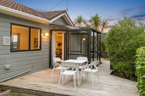 Photo of property in 49 Satara Crescent, Khandallah, Wellington, 6035