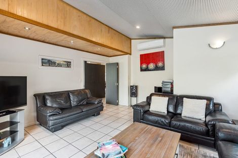 Photo of property in 13 Marram Way, Peka Peka, Waikanae, 5391