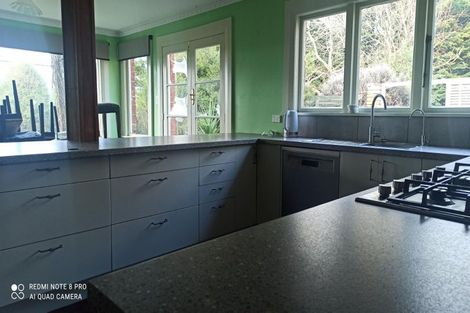 Photo of property in 1 Cossens Street, Balclutha, 9230