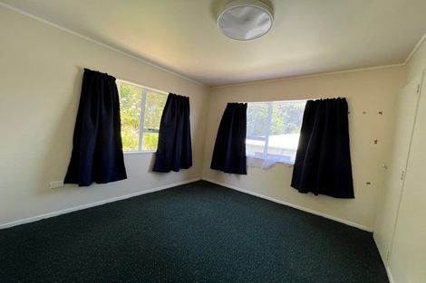 Photo of property in 94 Arahura Crescent, Waitangirua, Porirua, 5024