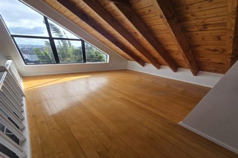 Photo of property in 21 Sungrove Rise, Sunnyvale, Auckland, 0612