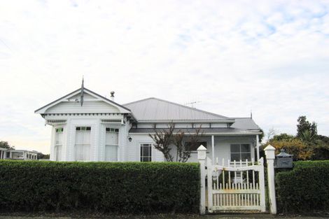 Photo of property in 30 Bignell Street, Gonville, Whanganui, 4501