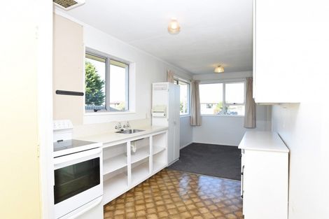 Photo of property in 10 Burns Street, Kew, Invercargill, 9812