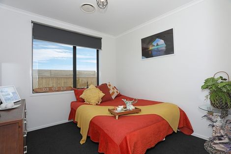 Photo of property in 17 George Street, Bulls, 4818