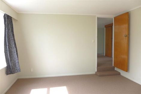 Photo of property in 23 Evans Road, Glen Eden, Auckland, 0602