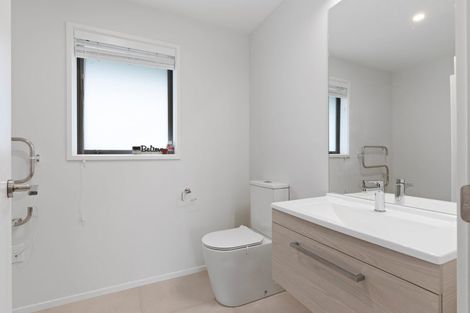 Photo of property in 9 Te Rehutai Rise, Welcome Bay, Tauranga, 3112