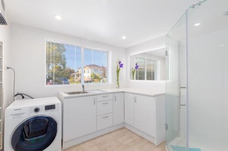 Photo of property in 29 Hillcrest Place, Avonhead, Christchurch, 8042