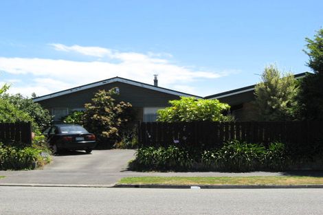 Photo of property in 157 Avonhead Road, Avonhead, Christchurch, 8042