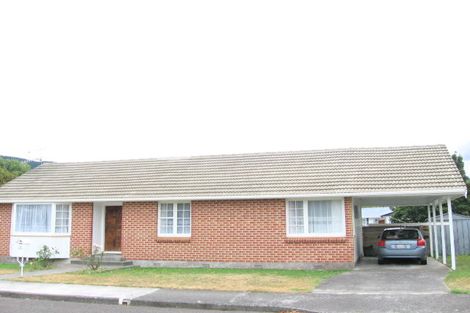 Photo of property in 1 Tiwakawaka Grove, Heretaunga, Upper Hutt, 5018