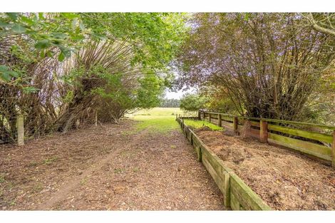 Photo of property in 88 Cooper Road, Tussock Creek, Winton, 9781